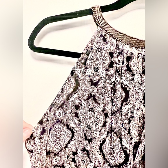 Joie Silk Halter Top, Black & White Print🖤🤍 (Size: M) **NEW WITHOUT TAGS!!🎁** - Picture 6 of 14